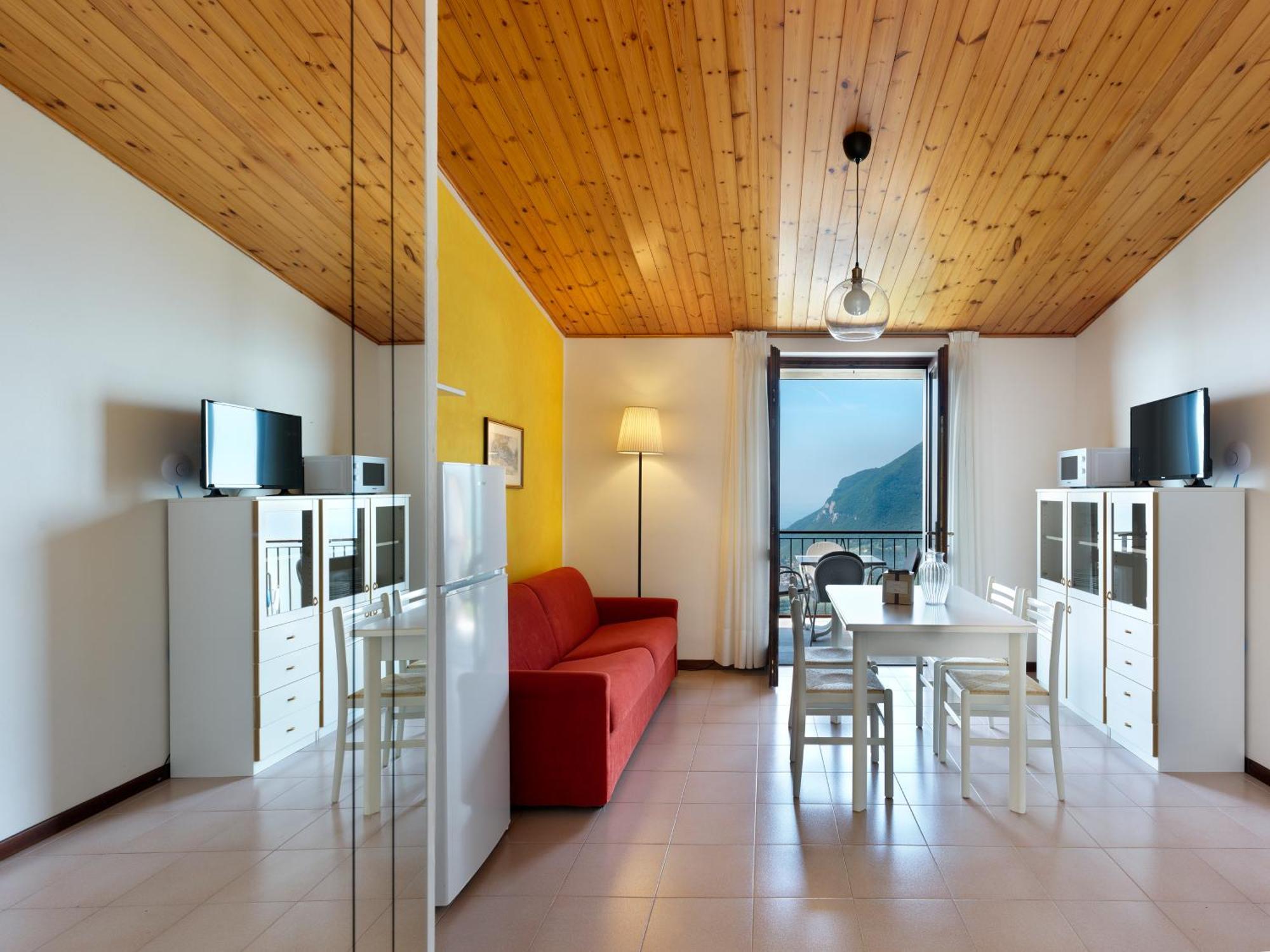 Hotel Residence Panorama La Forca, Gtsgroup Tignale Bilik gambar